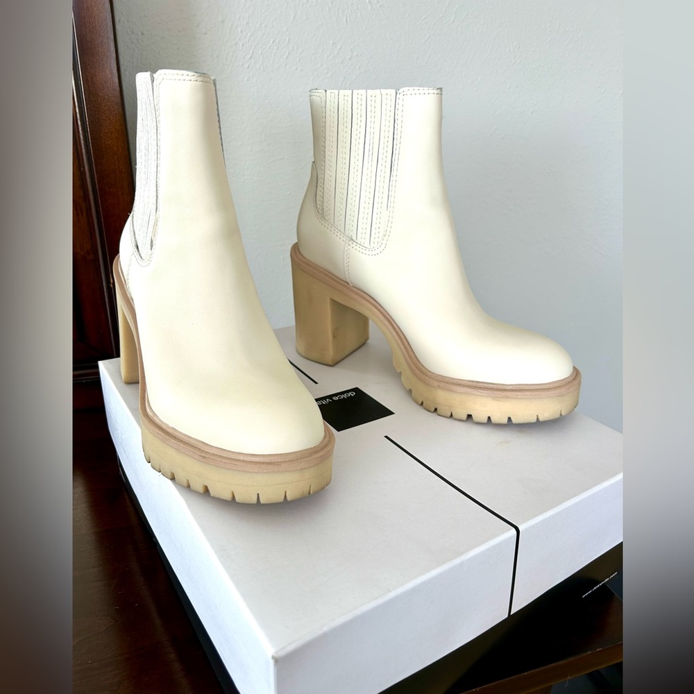 Dolce vita Caster H20 Booties Sz 7 Ivory Leather, used twice